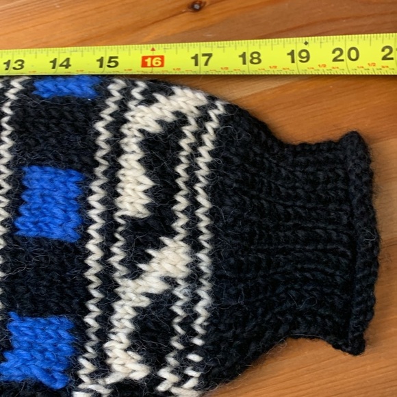 Blue, Cream and Black Patterned Sweater, Heavy, 100% wool, Oversize - Picture 7 of 10